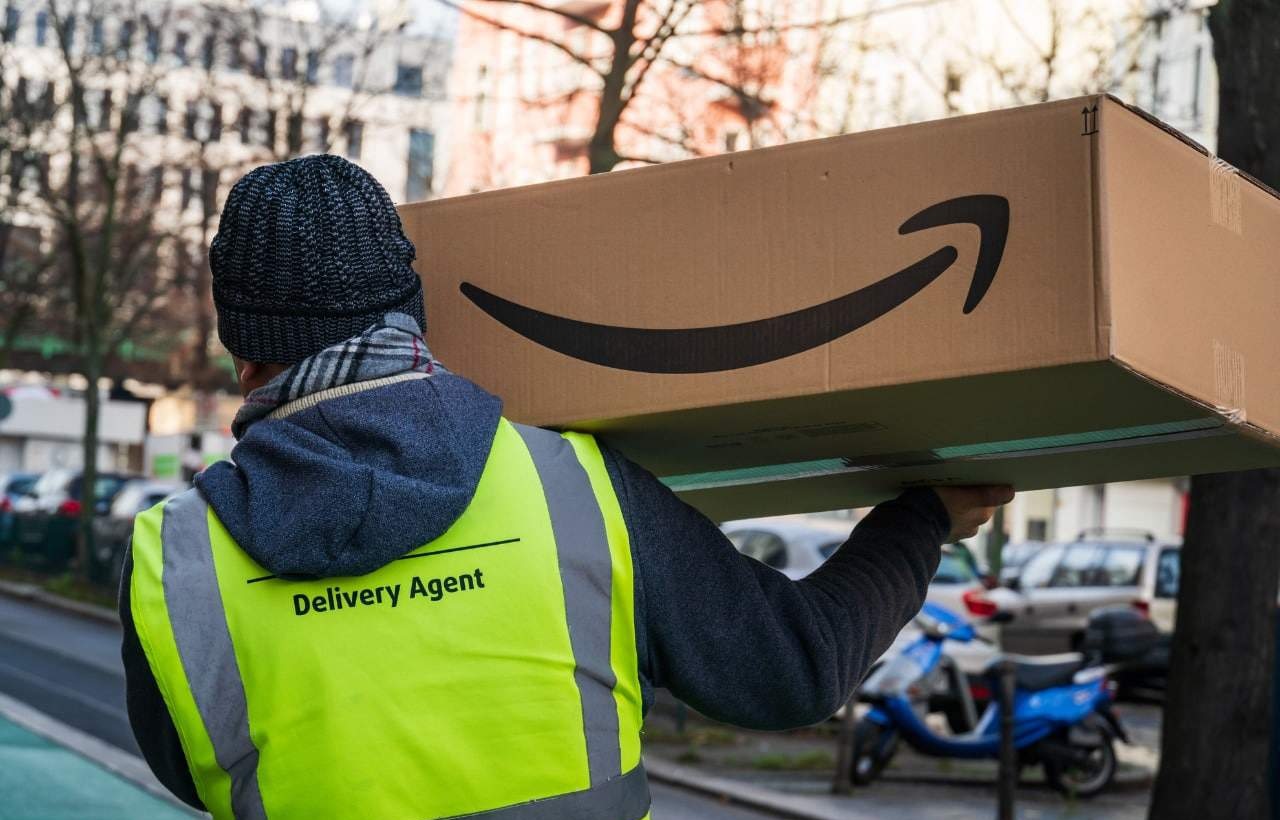 Entregador da Amazon: quanto ganha e como se cadastrar - Notícias na Hora