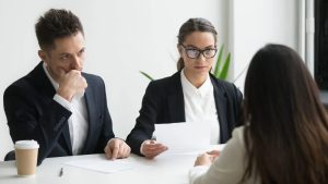 exemplos de resposta a pergunta Por que devemos te contratar